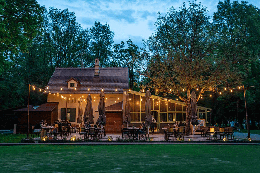 Batak Novi dvori 21 Batak Novi dvori 5 - Batak