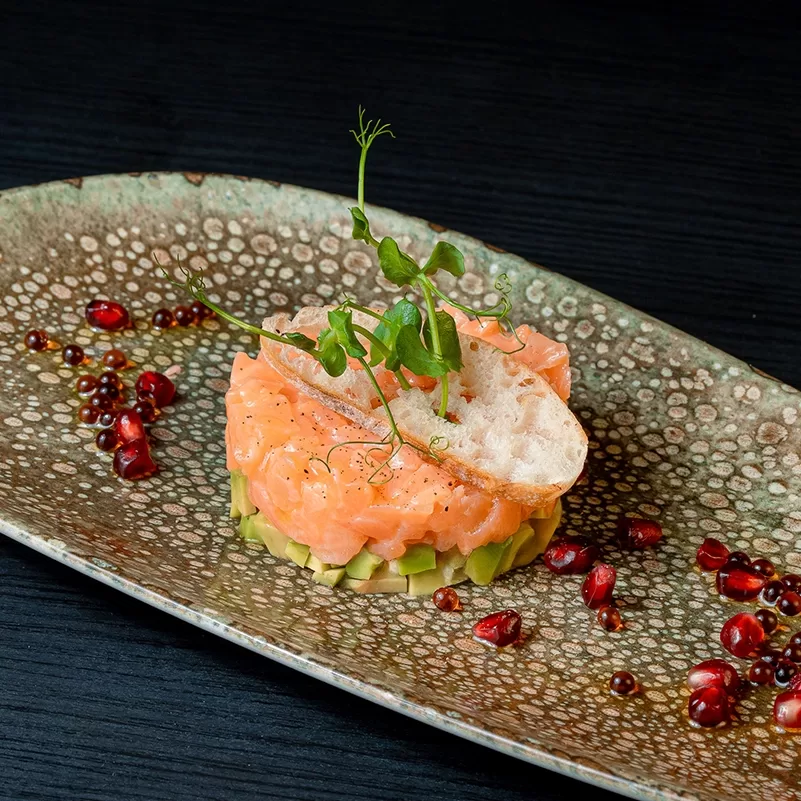 Salmon tartar